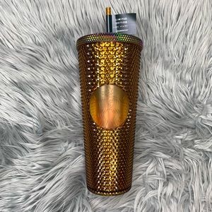 🆕 Starbucks Limited Edition gold studded tumbler